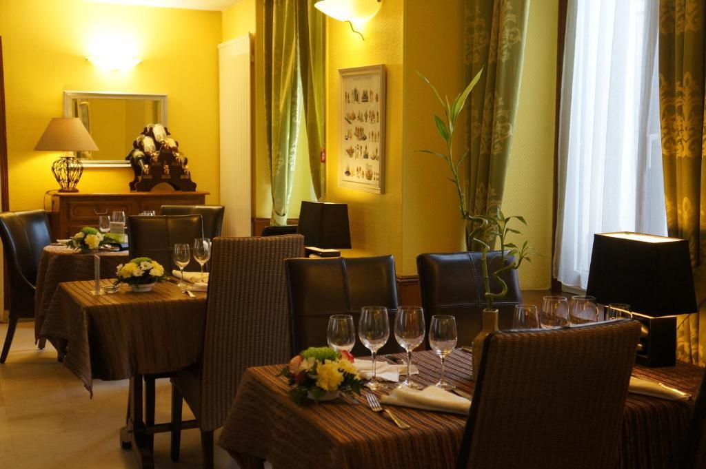 Hotel A La Grace De Dieu قلعة بري-كومت-روبير المظهر الخارجي الصورة