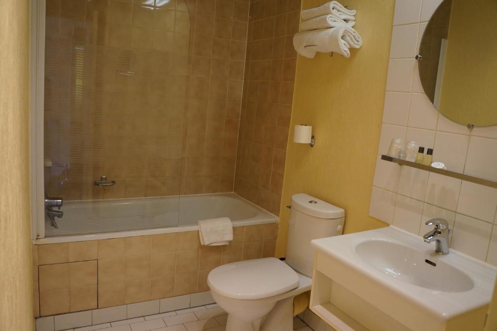 Hotel A La Grace De Dieu قلعة بري-كومت-روبير المظهر الخارجي الصورة